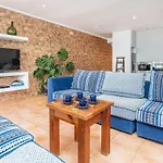 Brat Salions By Interhome *