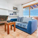 Brat Salions By Interhome *