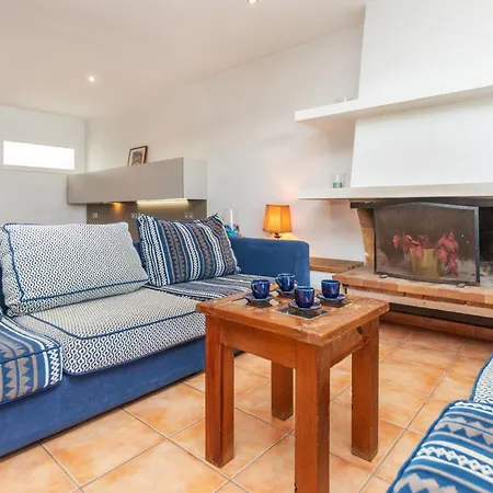 Brat Salions By Interhome Daire Tossa de Mar